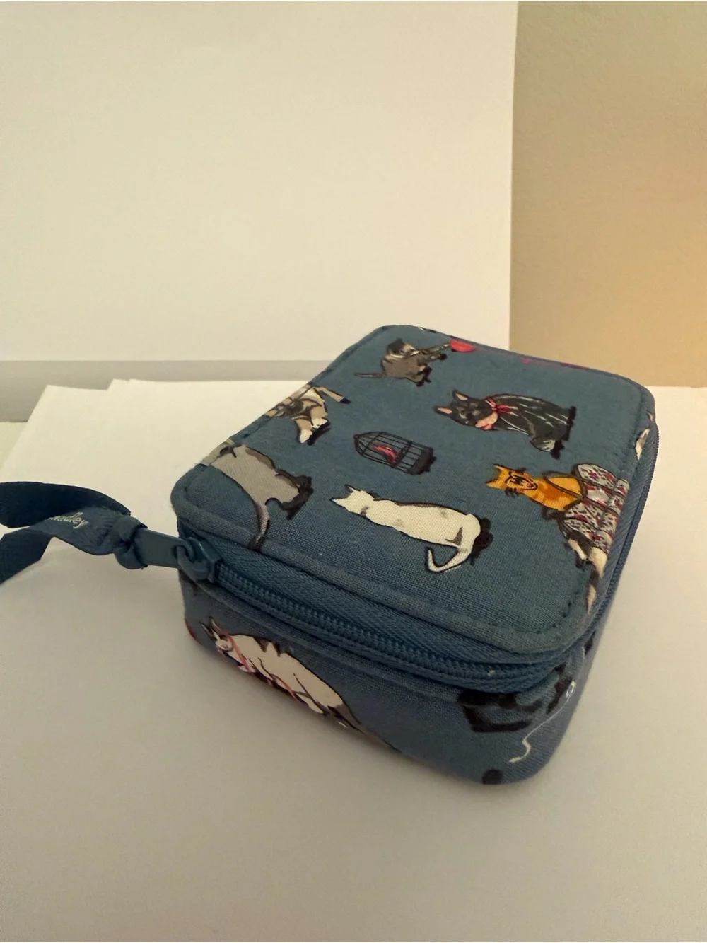 Vera Bradley cat print structured zip case